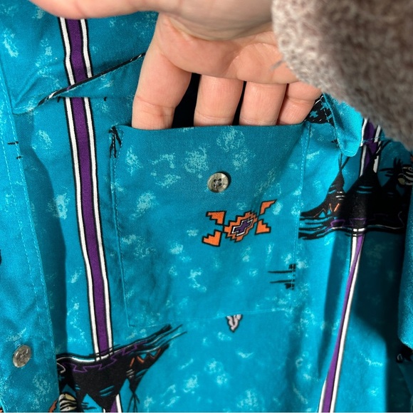 VTG Wrangler Blue Cowboy Cut Regular Fit Aztec Print Western X Long Tails 17 1/2 - Picture 3 of 8